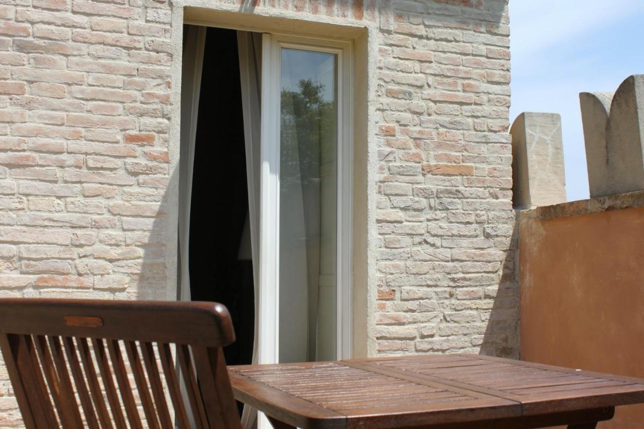 Hotel Castello Montegiove Fano Esterno foto