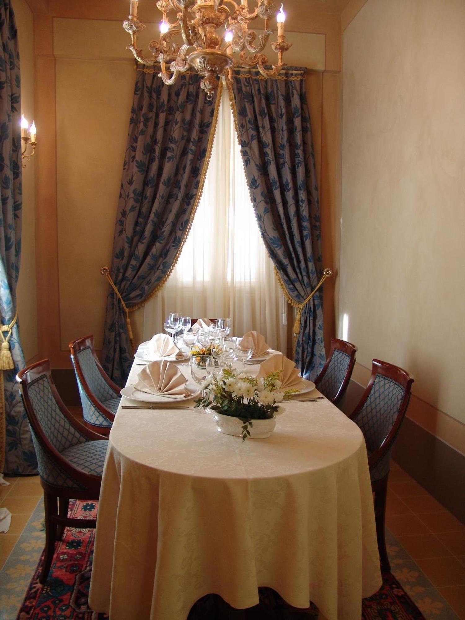 Hotel Castello Montegiove Fano Esterno foto