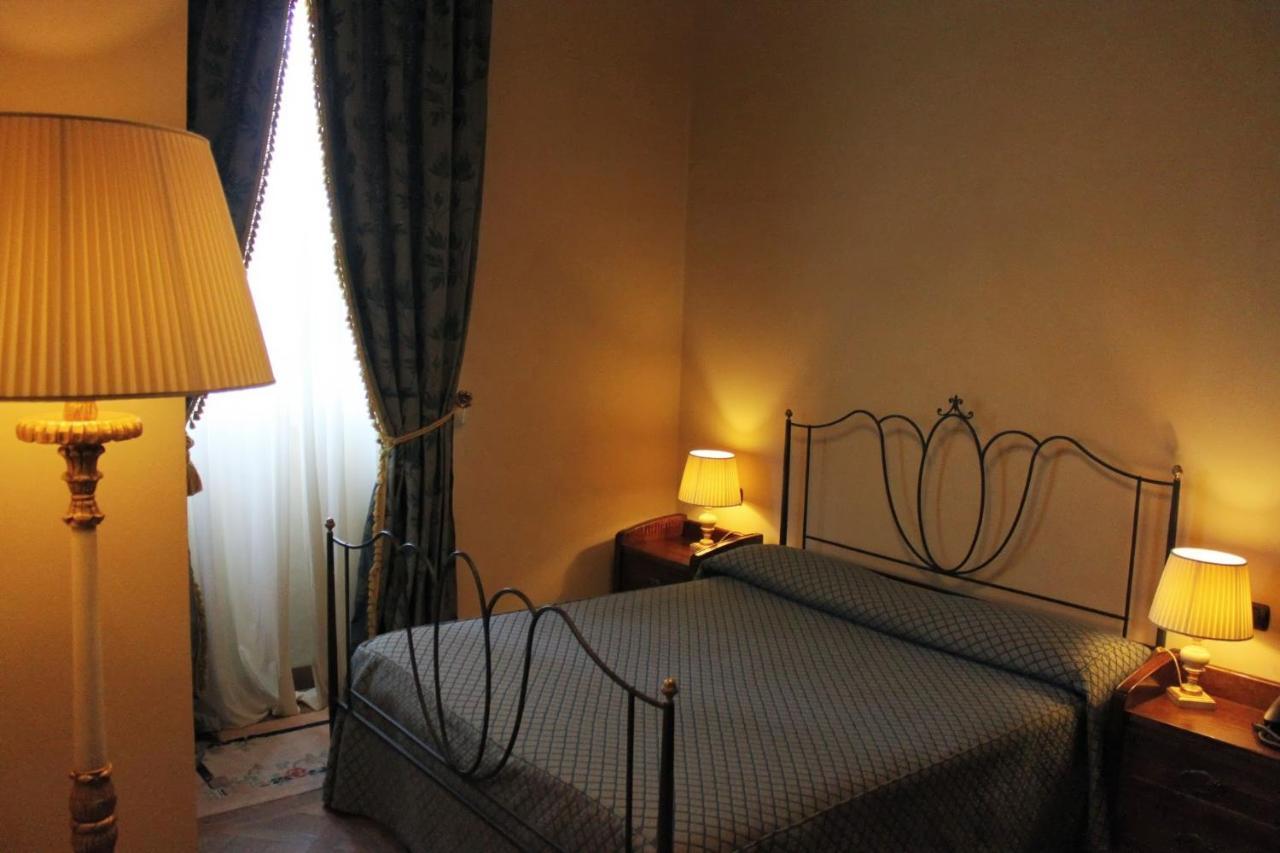 Hotel Castello Montegiove Fano Esterno foto