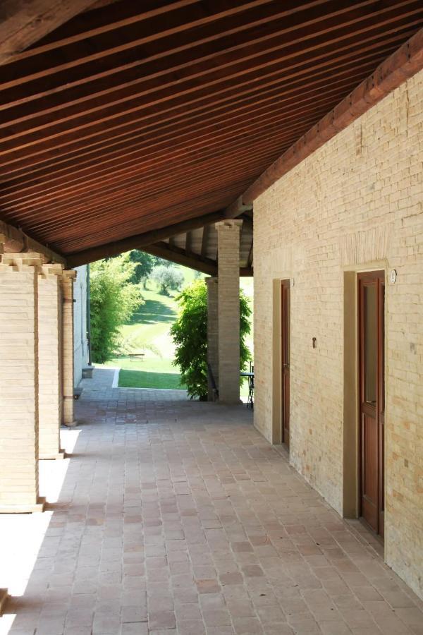 Hotel Castello Montegiove Fano Esterno foto